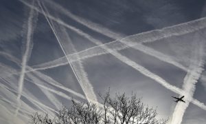 chemtrail-sky-with-jet